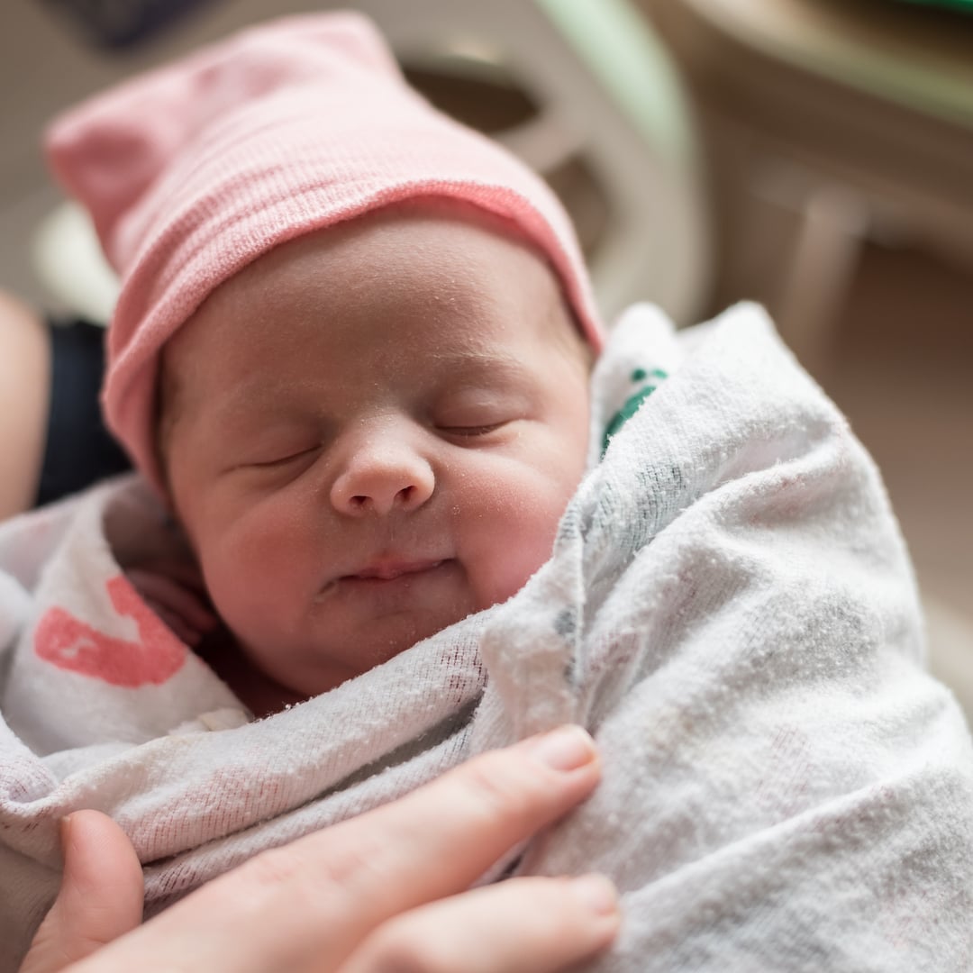 What Newborn Babies Look Like Right After Birth  POPSUGAR Moms