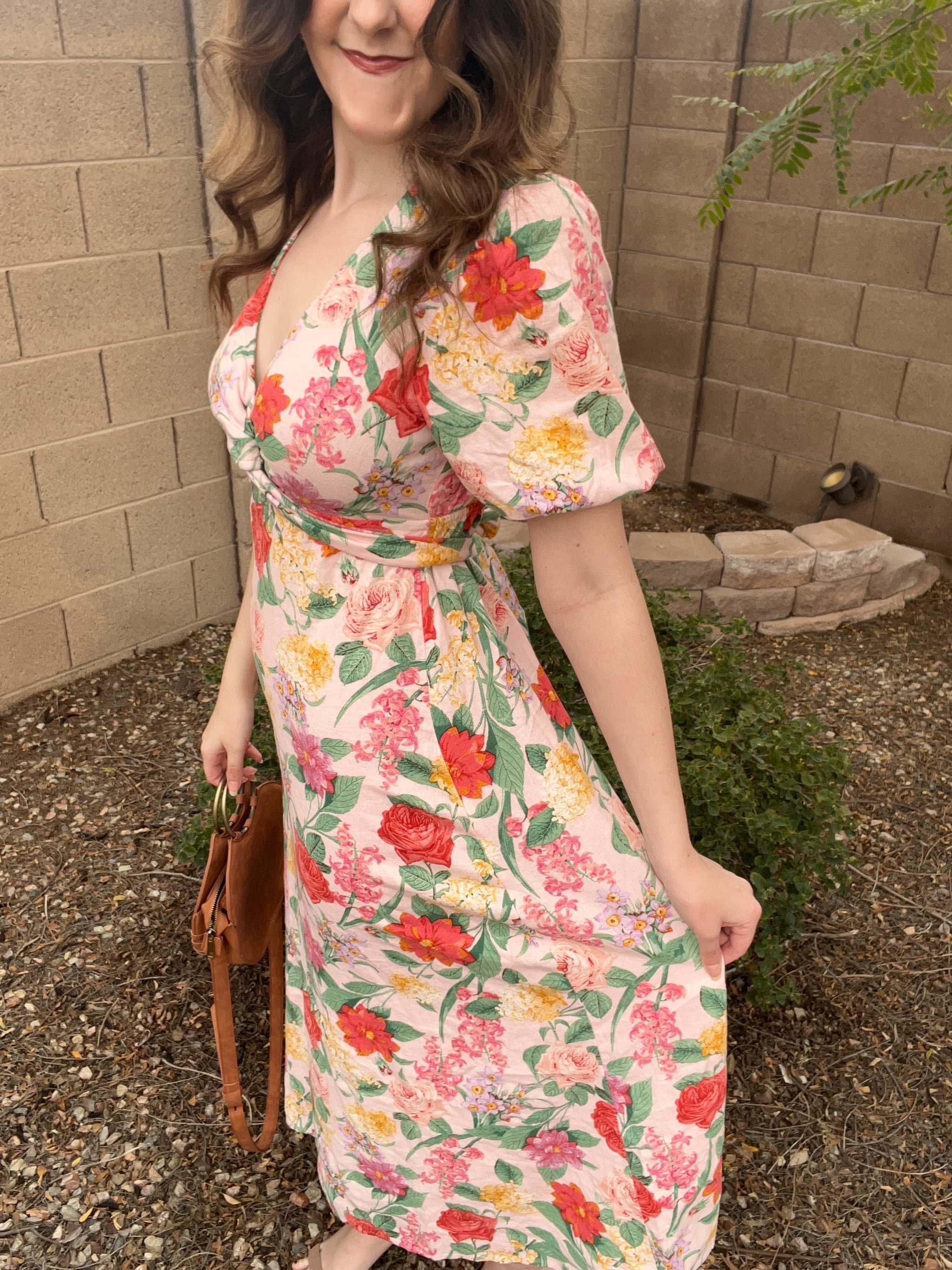 woman wearing Old Navy floral linen midi dress