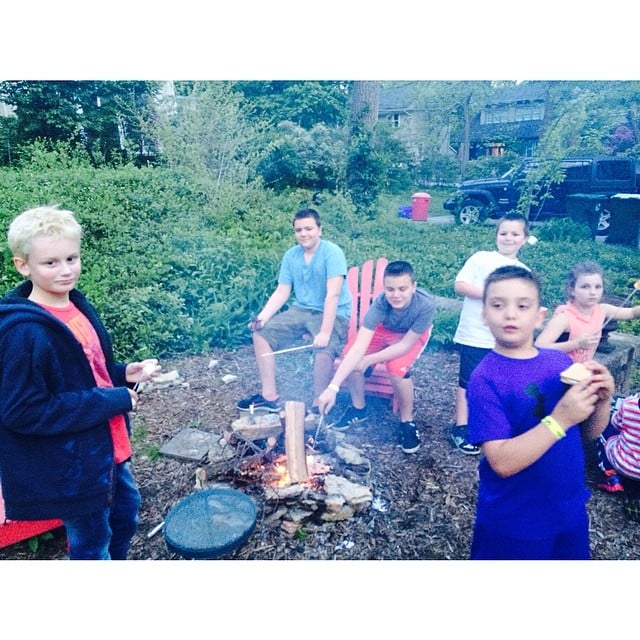 Jenny McCarthy's son, Evan Asher, got into the Summer spirit with an old-fashioned campfire with his friends in Chicago.
Source: Instagram user jennyannmccarthy