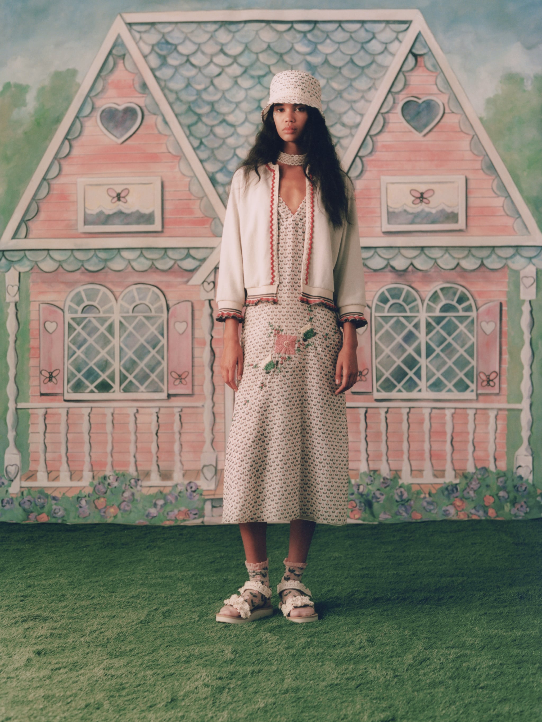 Anna hotsell sui clothing
