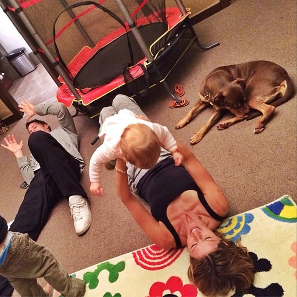 Gisele Bündchen shared a photo of her family's "perfect Sunday" during Tom's bye week.
Source: Instagram user giseleofficial