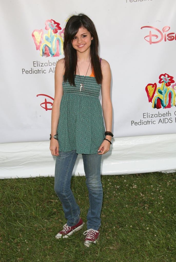 Selena rocked the style with a casual babydoll and Converse sneakers at the 18th annual A Time For Heroes Celebrity Carnival in 2007.