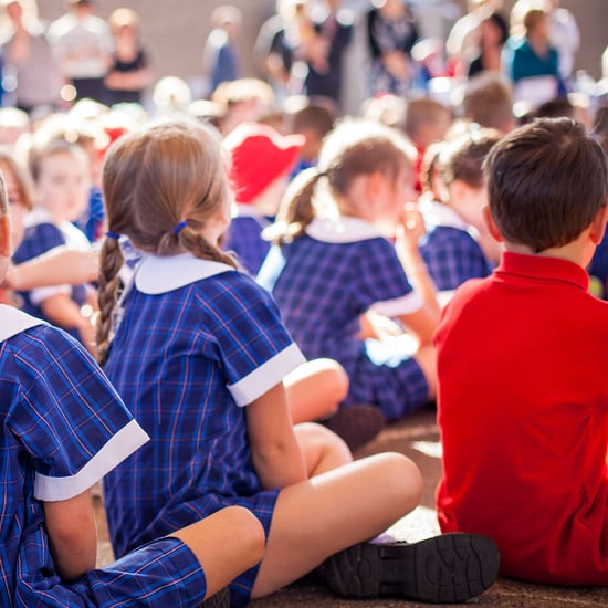 Elementary School Bans Clapping For Silent Cheers