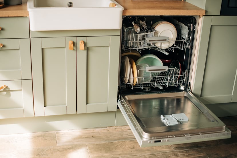 Here's how to clean your dishwasher easily