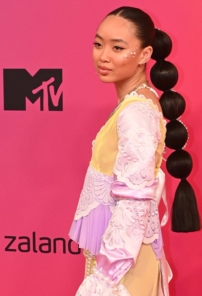 Griff's Pearl Bubble Braid and Makeup at 2021 MTV EMAs