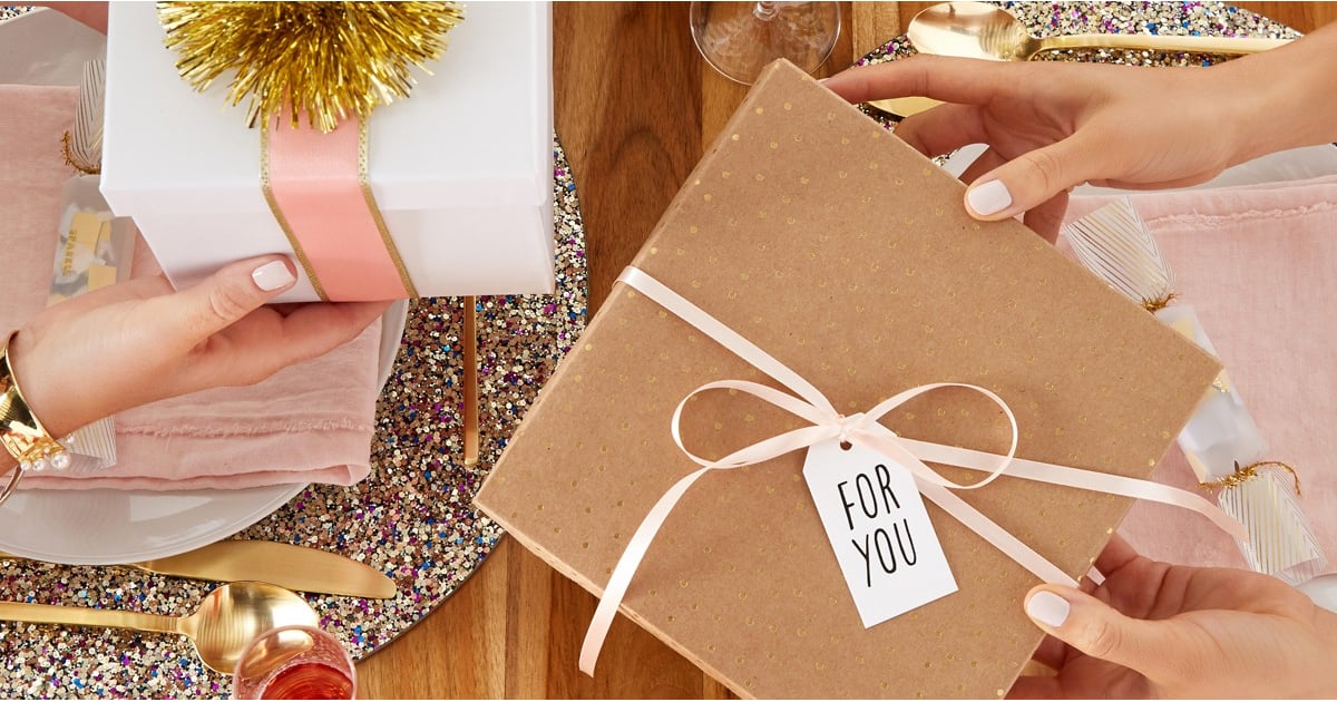 PopsugarCelebrityGift Guide2017 Holiday Gift GuideDon't Miss Our Live Holiday Gift Guide Show!November 29, 2017 by Shannon Murphy4 SharesChat with us on Facebook Messenger. Learn what's trending across POPSUGAR.Between shopping, party hopping, traveling, and spreading good cheer, the holidays are the most wonderful — and stressful — time of the year. We're here to help you navigate this busy buying season with gifting inspiration that keeps spirits merry and bright. RSVP to our annual Live Holiday Gift Guide, where our editors will present their top gift picks. The best part? We'll have exciting $500 giveaways! This year, you're bound to find something special for everyone on your list.RSVP NOW!Image Source: POPSUGAR Photography / Diggy Lloyd Join the conversationChat with us on Facebook Messenger. Learn what's trending across POPSUGAR.Gift GuideFrom Our PartnersWant more?Get the Daily Inside ScoopSign up for our Celebrity & Entertainment newsletter.By signing up, I agree to the Terms & to receive emails - 웹