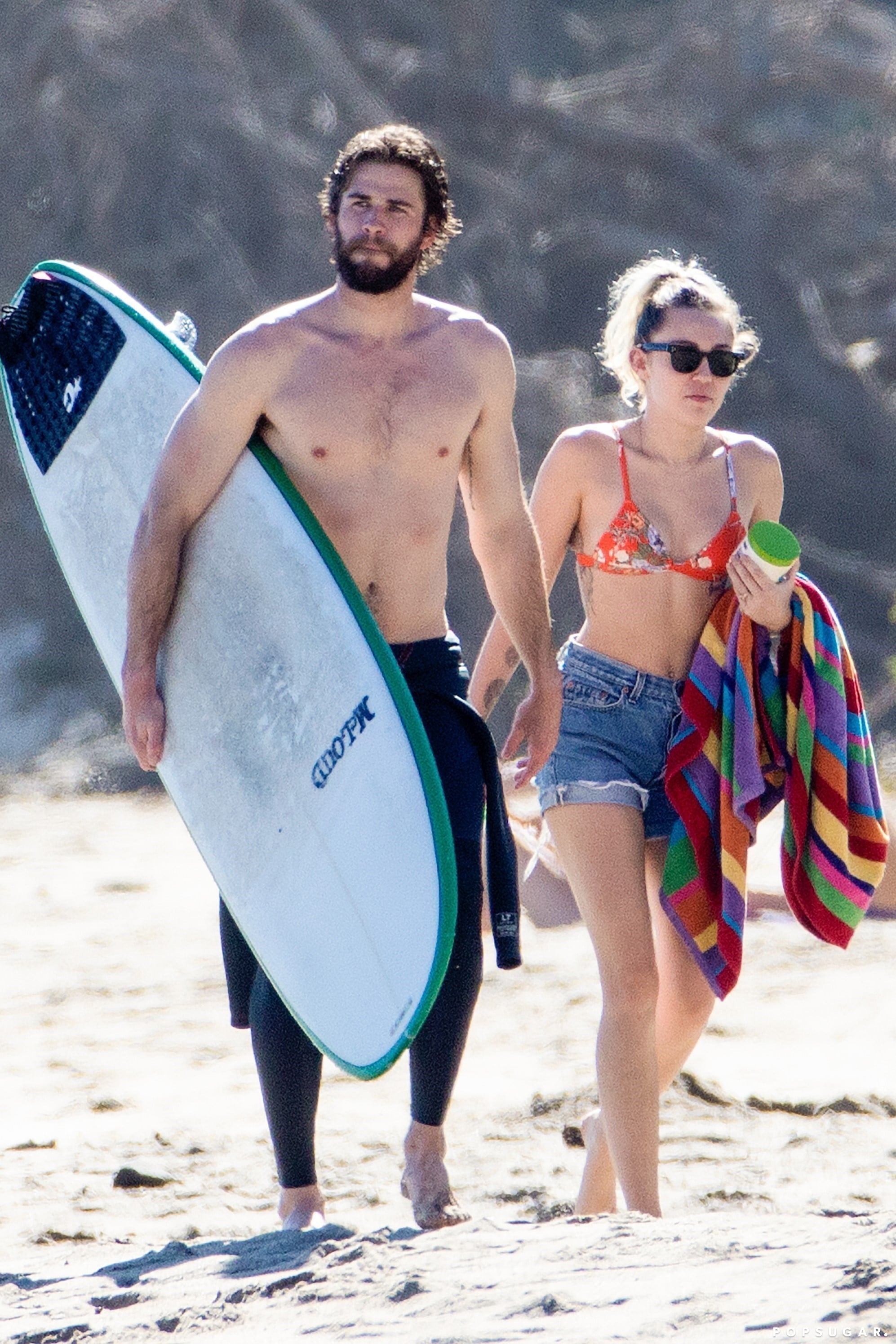 Miley Cyrus And Liam Hemsworth On The Beach In Malibu 2017 Popsugar Celebrity