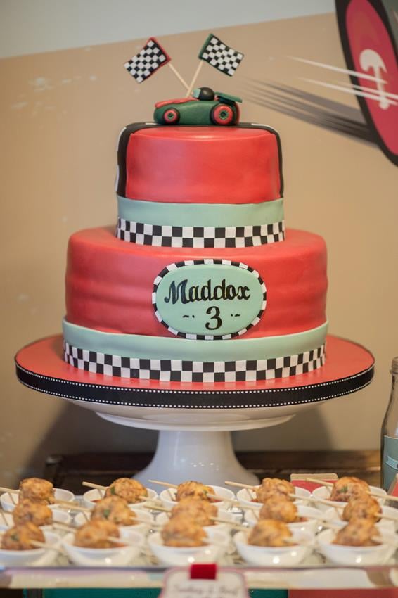 A Classic Race Car Cake