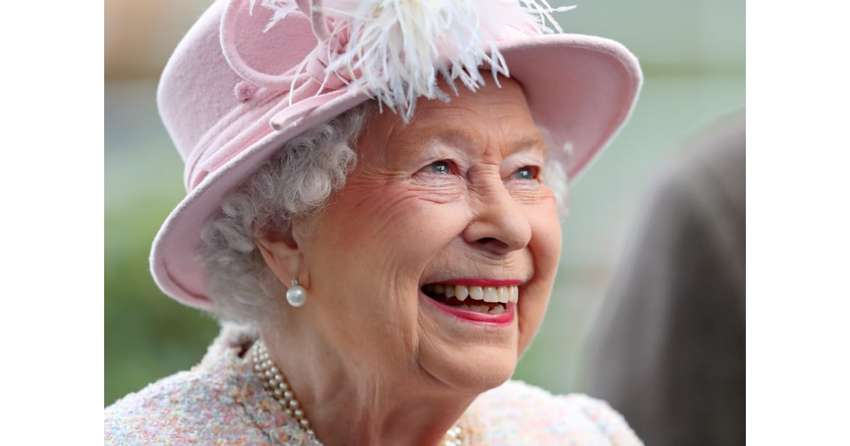 When She Wants Everyone to Notice Her Lipstick Color Queen Elizabeth