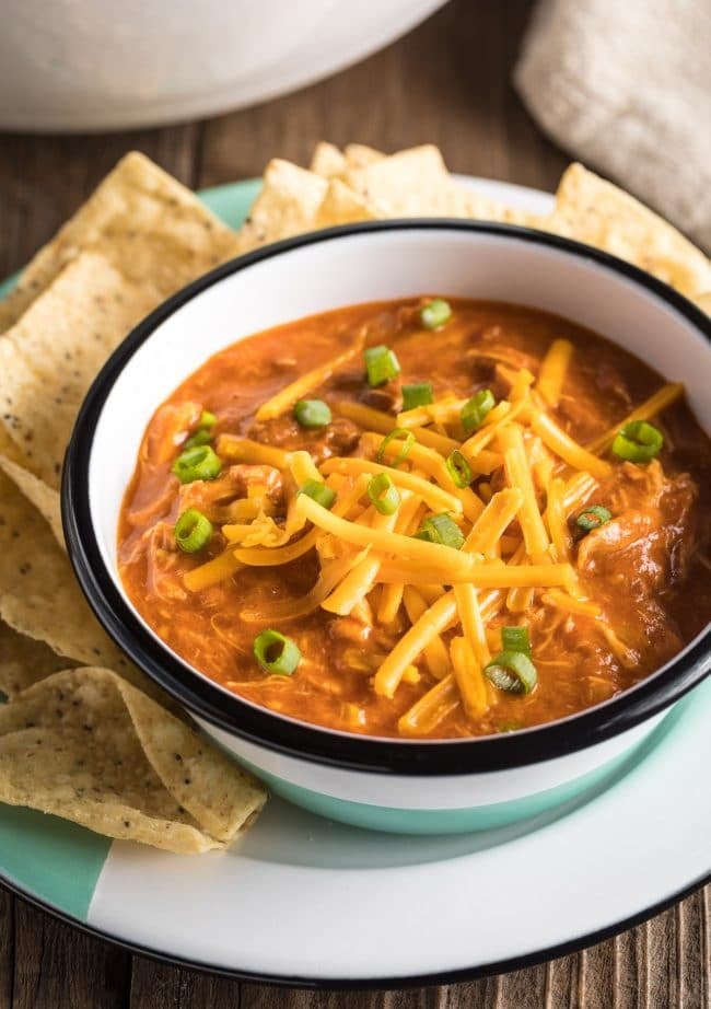 5-Ingredient Cheesy Chicken Chili