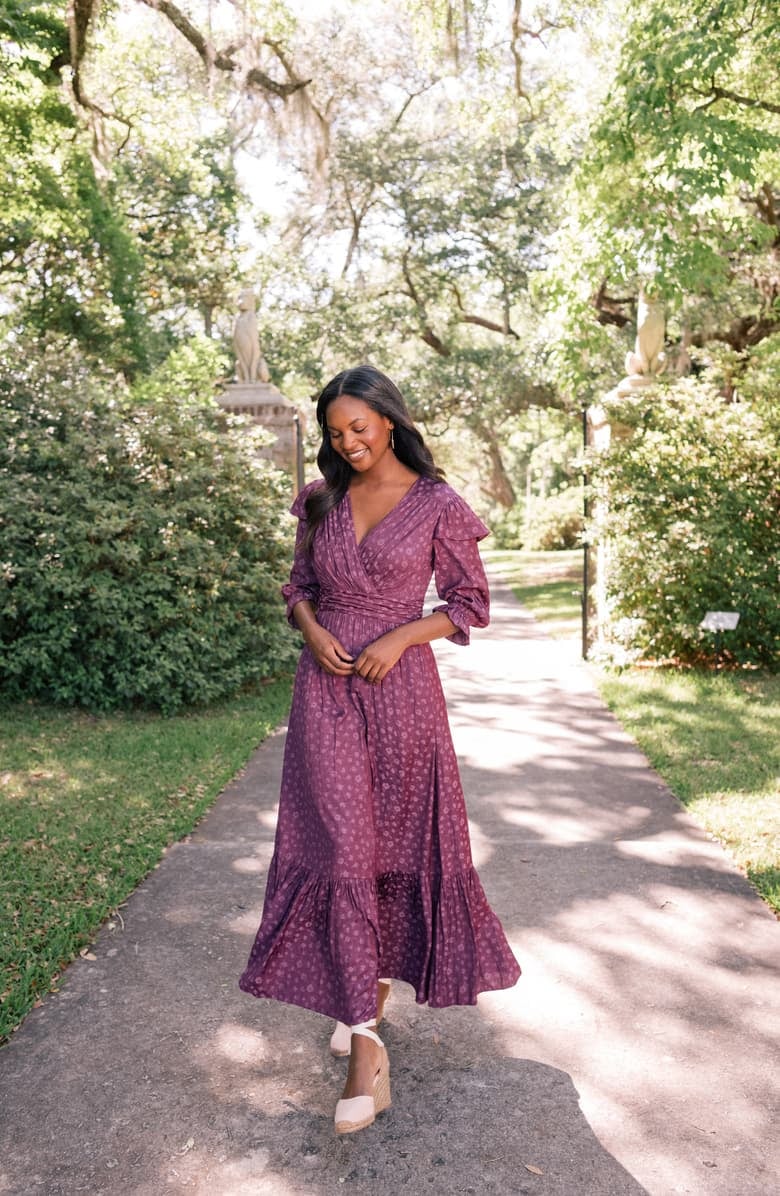 Gal Meets Glam Collection Cassandra Floral Jacquard Maxi Dress