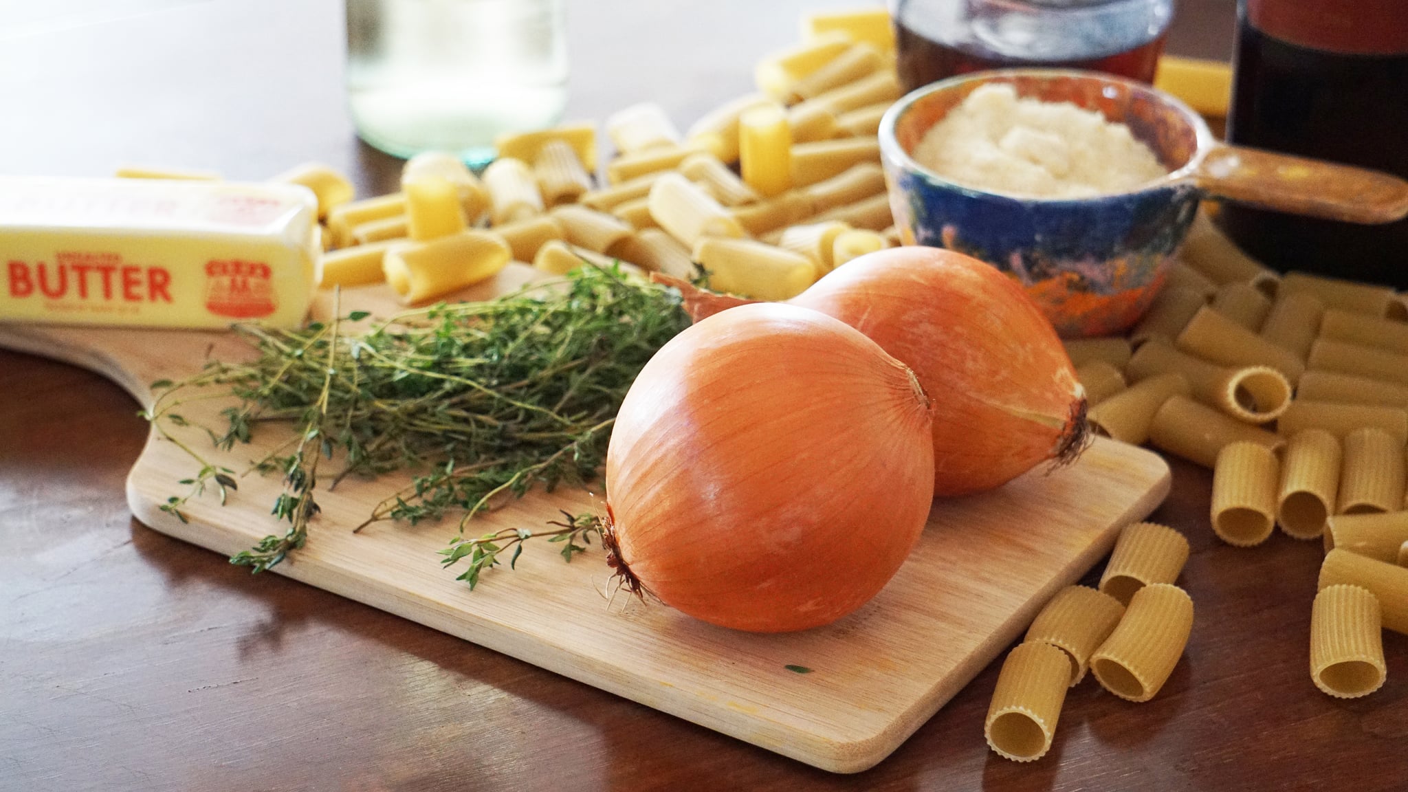 ingredients for french onion pasta recipe