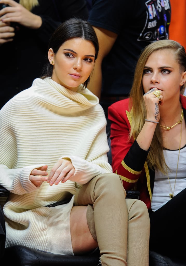 Kendall And Cara Cozied Up Cara Delevingne And Kendall Jenner At