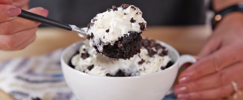 Here's How to Make the Easiest Microwaveable Oreo Mug Cake Ever
