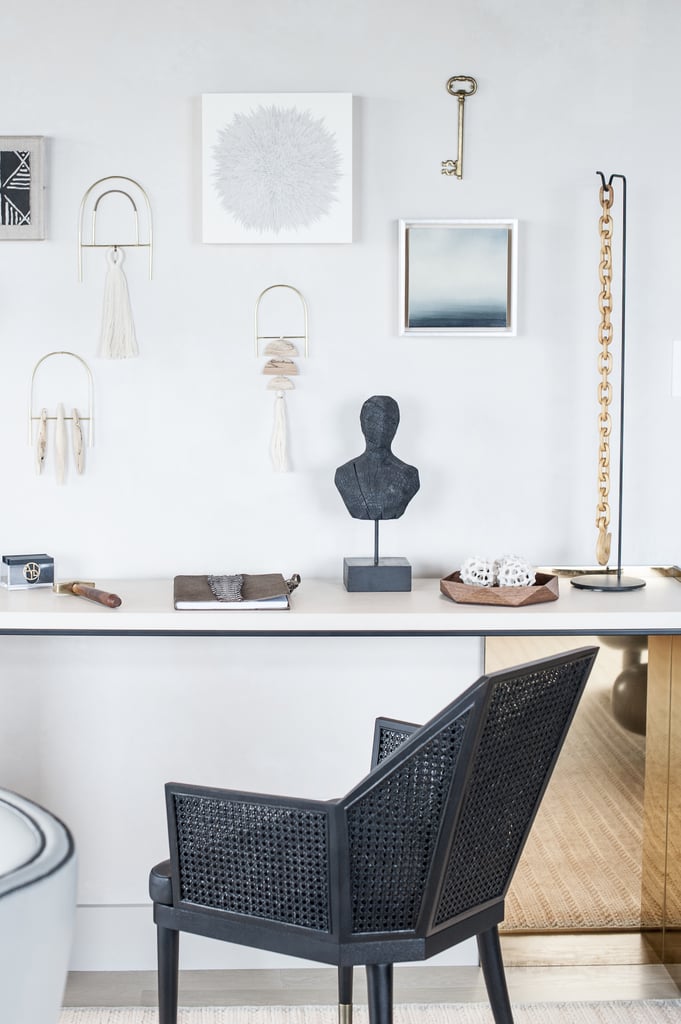 Hang Objet d'Art
