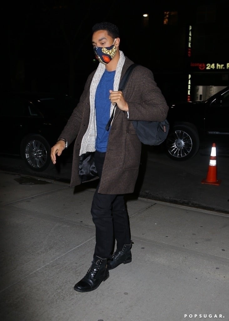 Regé-Jean Page Wore Honey Malou's Face Masks For SNL Regé-Jean Page Wore Honey Malou's Face Masks For SNL