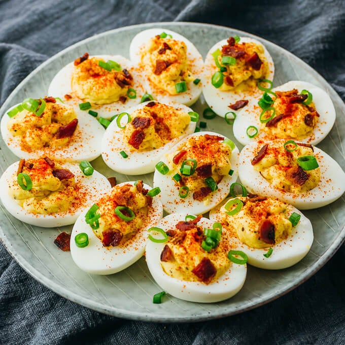 Instant Pot Hard-Boiled and Spicy Deviled Eggs