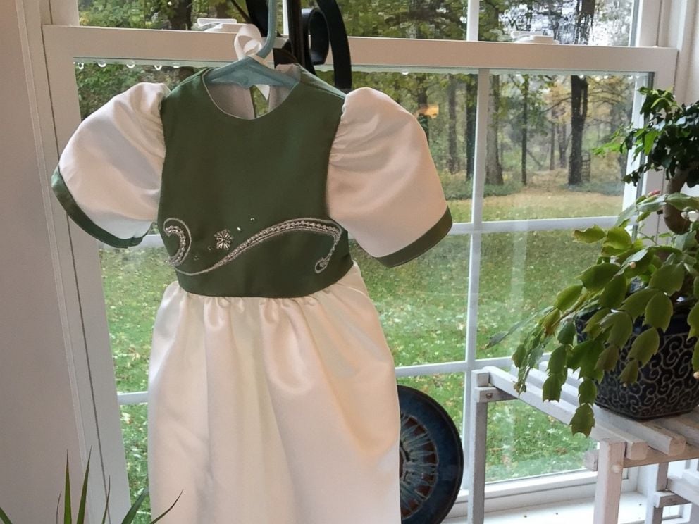 Group Creates Burial Gowns For Babies