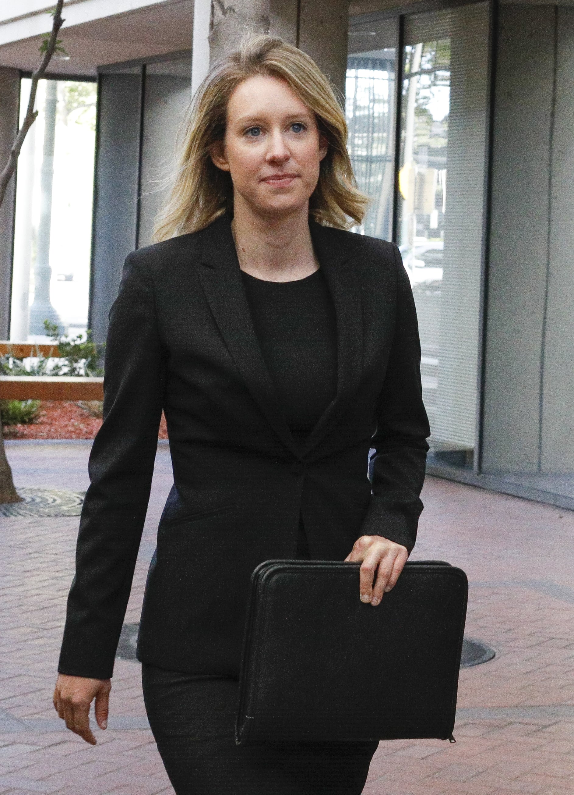 SAN JOSE, CA - JULY 17:  Former Theranos CEO Elizabeth Holmes appears in federal court for a status hearing on July 17, 2019 in San Jose, California. Holmes is facing charges of conspiracy and wire fraud for allegedly engageing in a multimillion-dollar scheme to defraud investors with the Theranos blood testing lab services. (Photo by Kimberly White/Getty Images)