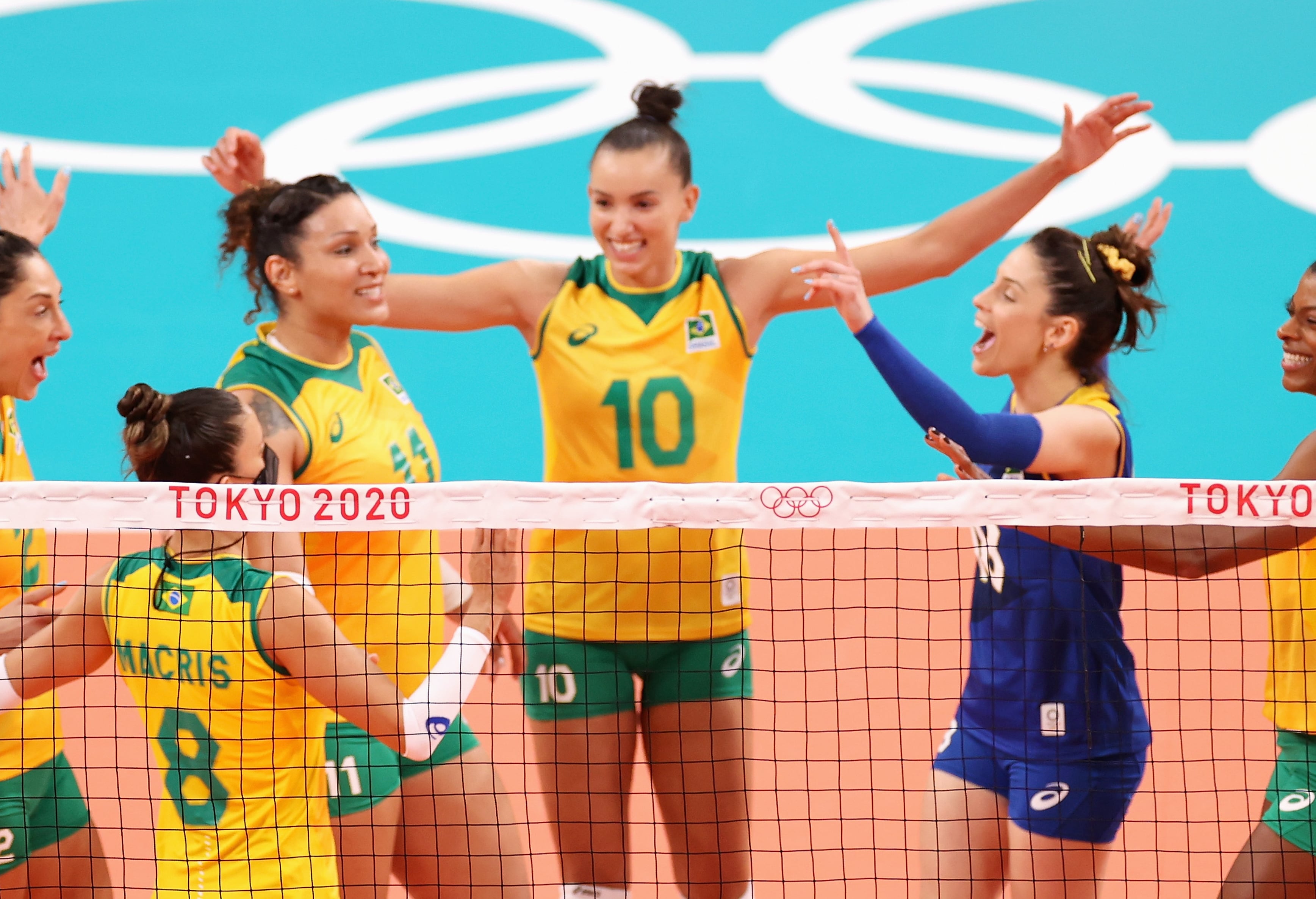 Why 1 Volleyball Player Wears a Different Colored Jersey | POPSUGAR Fitness