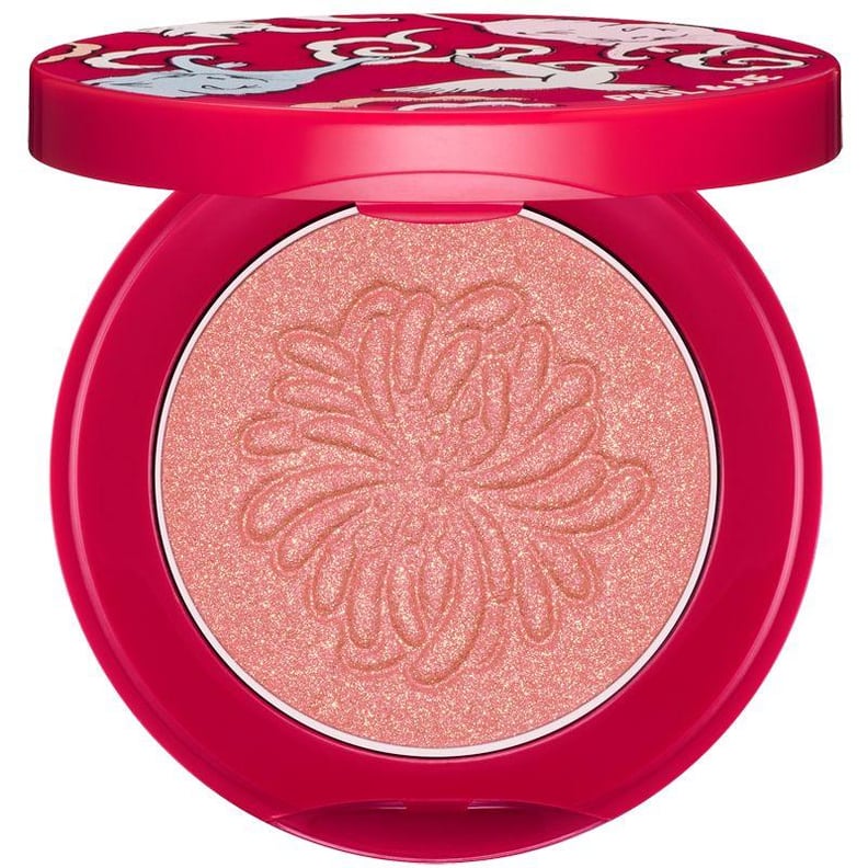 An Up-Close Look at the Shimmering Blush