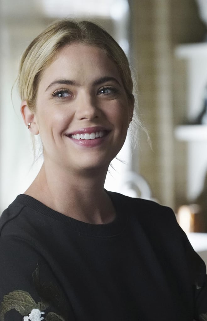 Pretty Little Liars "The DArkest Knight" Pictures