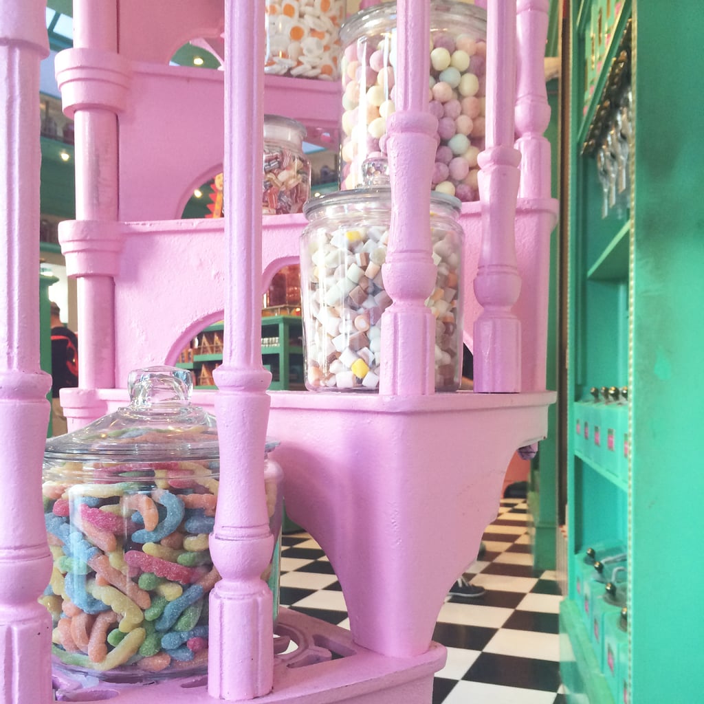 You can send your purchases from Honeydukes and other shops to the park entrance.