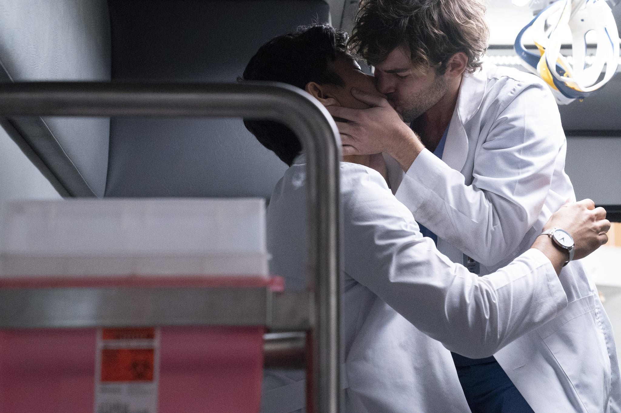 Glasses and Nico: 50% | Will Your Favorite Grey's Anatomy Couple Survive  the Season? Here's Our Diagnosis | POPSUGAR Entertainment Photo 3