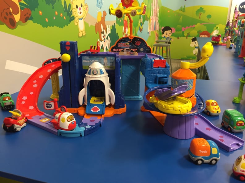 Vtech go go space clearance station