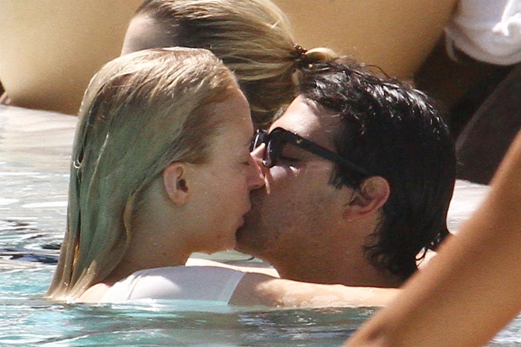 Joe Jonas and Sophie Turner Kissing in Miami August 2018