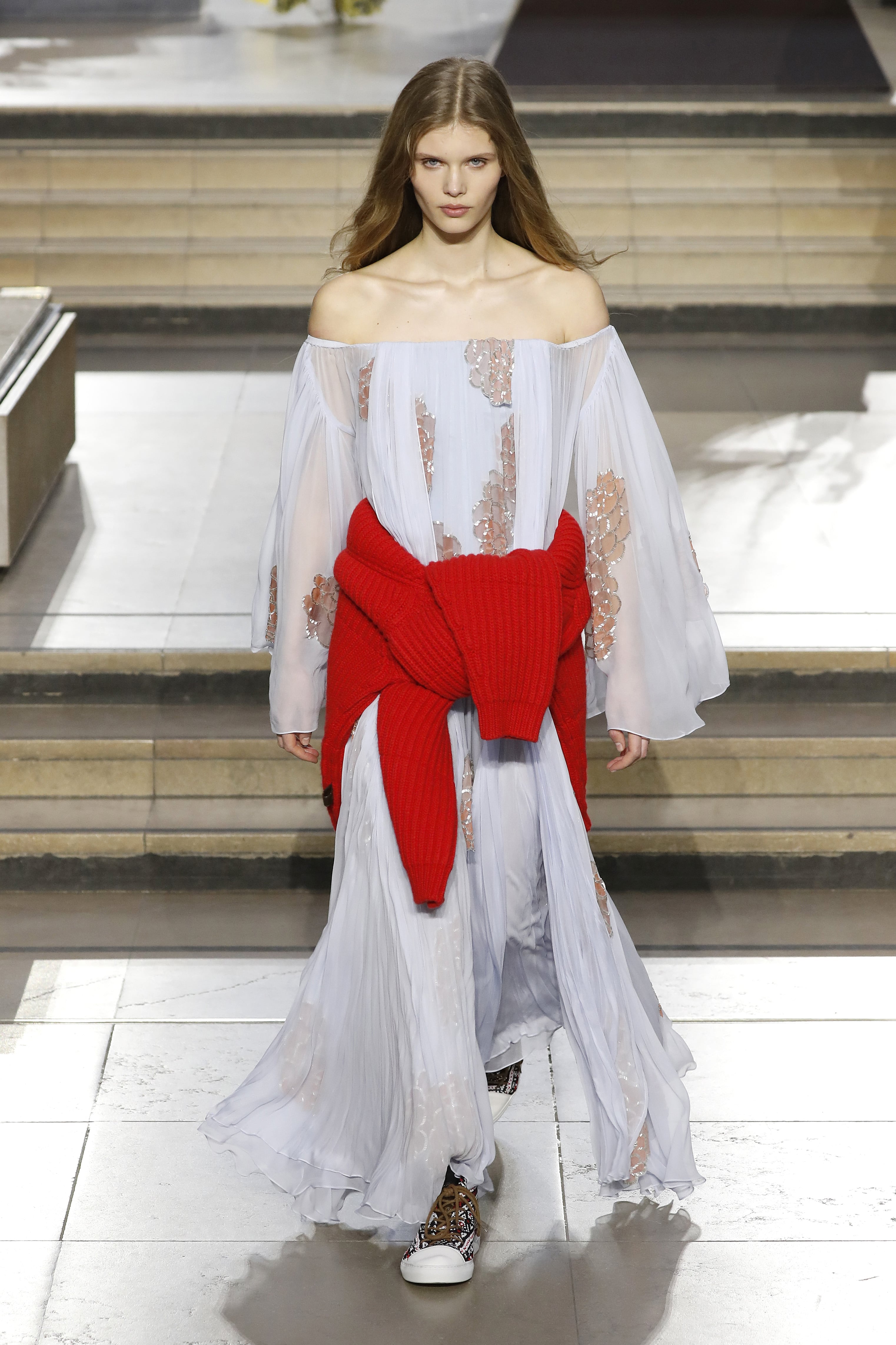 Emma Stone, Joe Jonas & Sophie Turner Step Out for Louis Vuitton's Show  During Paris Fashion Week 2022: Photo 4717821