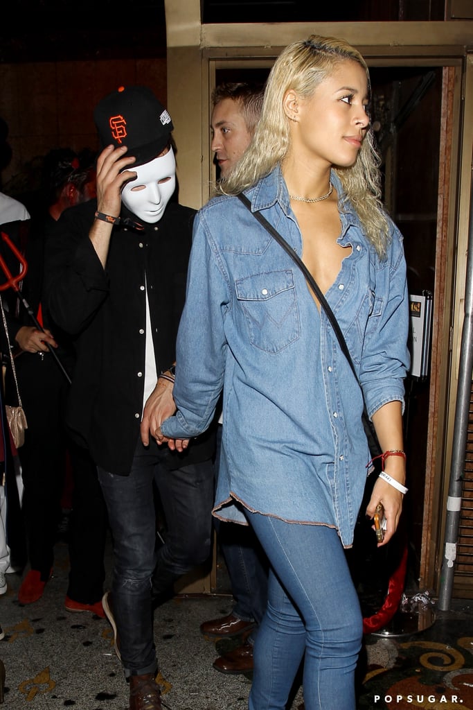Zac Efron and Sami Miro Hold Hands on Halloween | Pictures