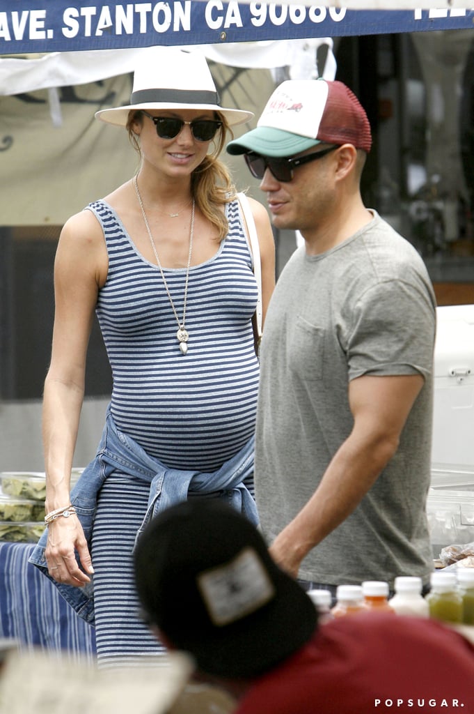 Pregnant Stacy Keibler at Farmers Market 2014 | Pictures