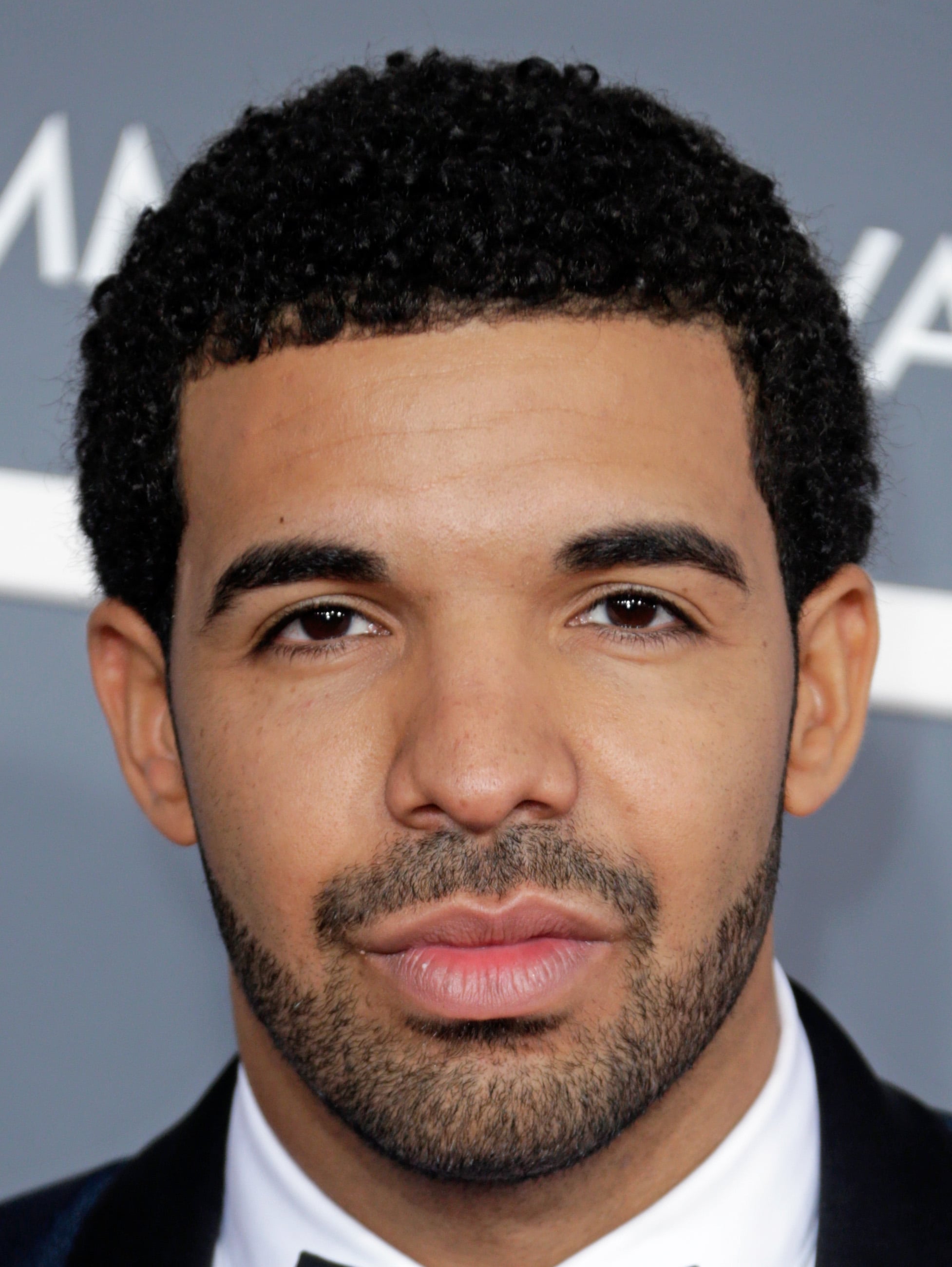 Drake How To Maintain Your Beard And Facial Hair Like A Pro Popsugar Beauty Australia Photo 3