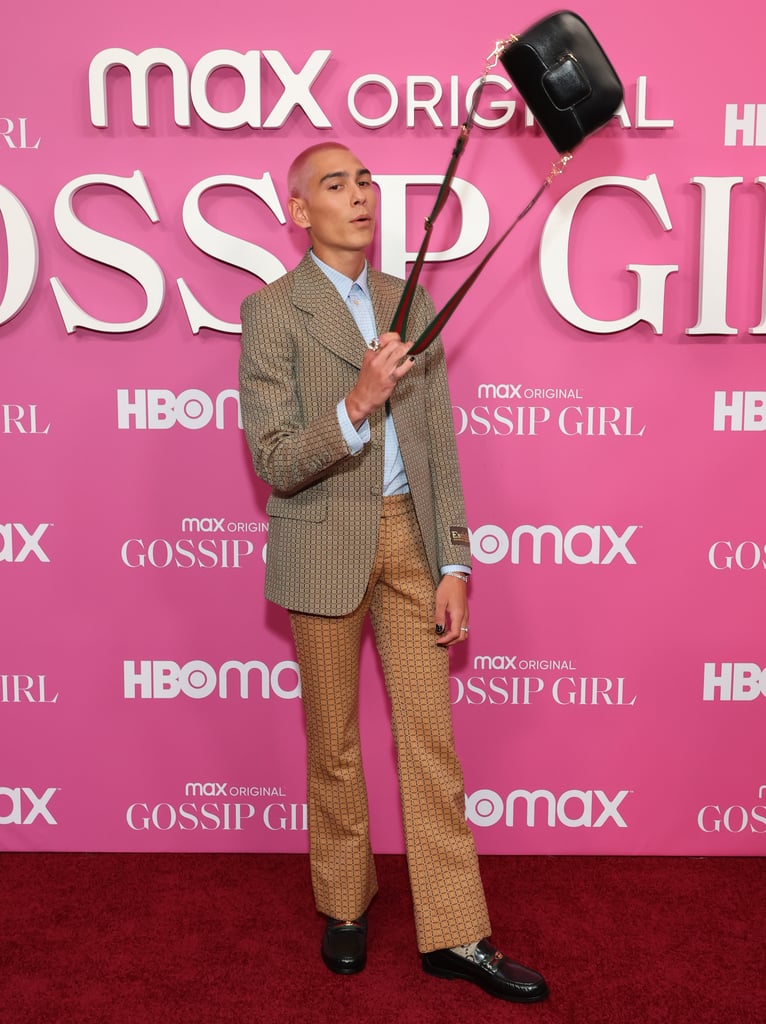 Evan Mock's Outfit For Gossip Girl Premiere