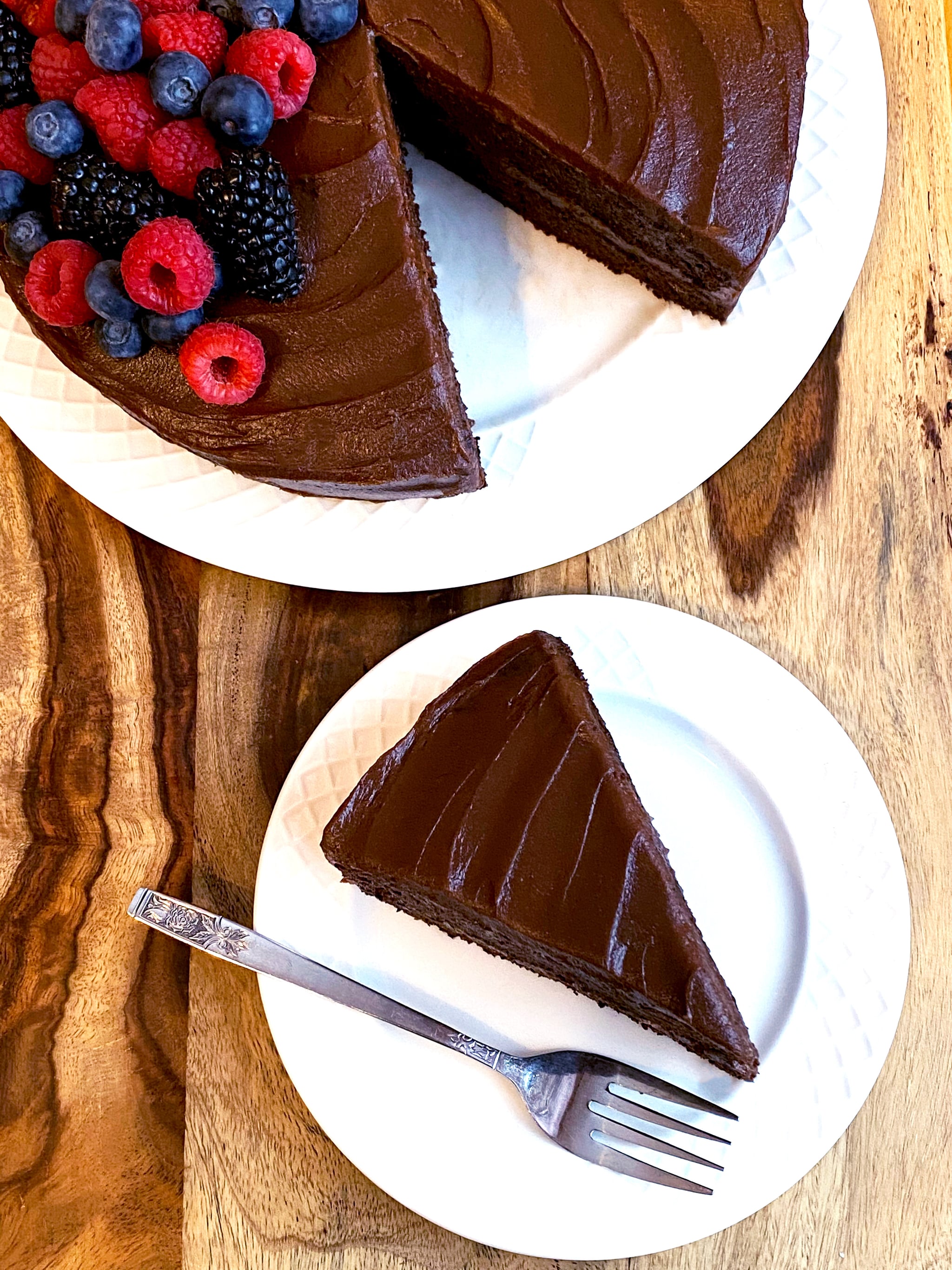 Healthy Extra Moist Chocolate Cake (flourless, no butter, no added sugar) -  Del's cooking twist