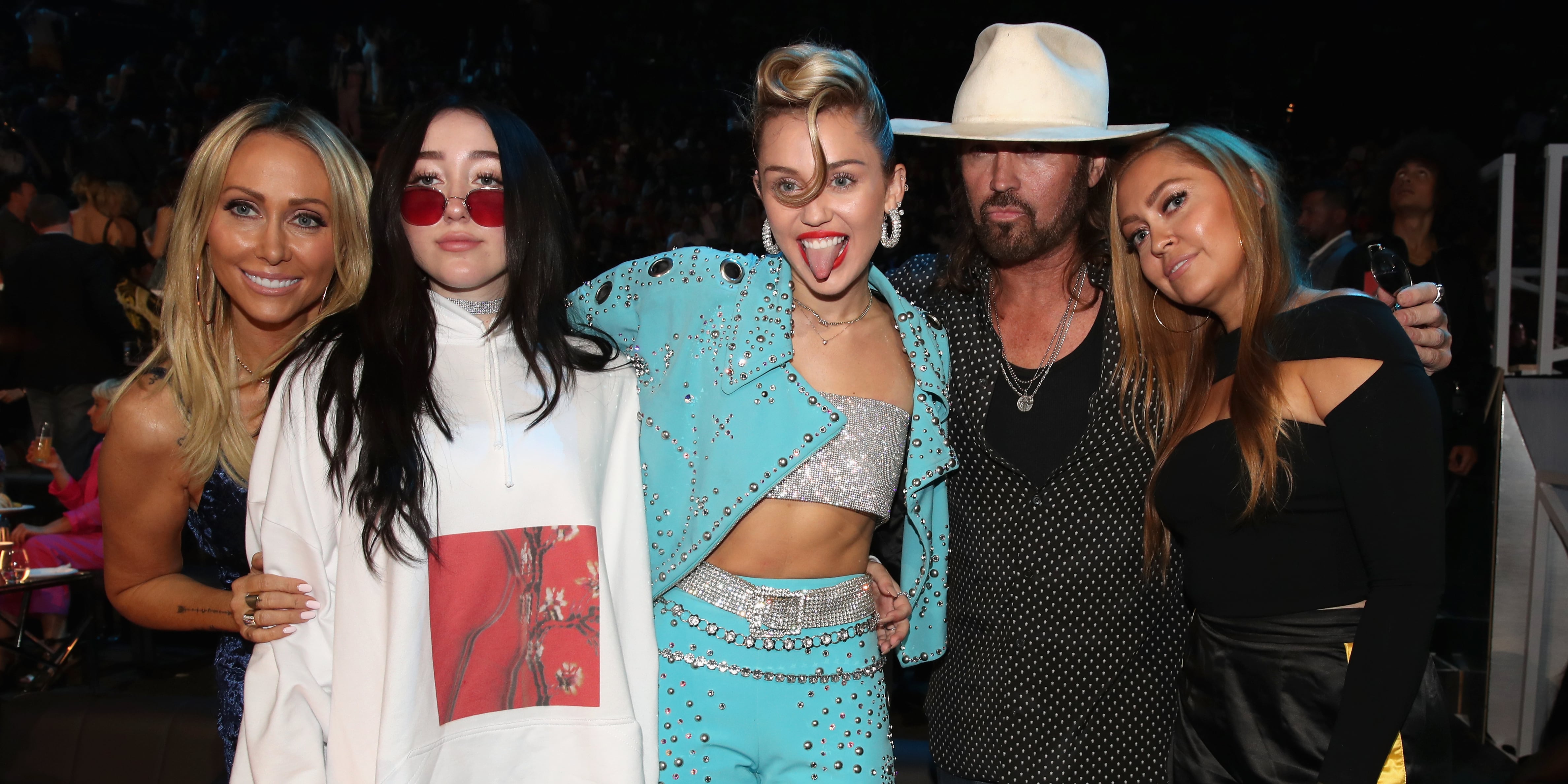 Why Wasn't Noah Cyrus at Tish Cyrus's Wedding? - Vimarsana News