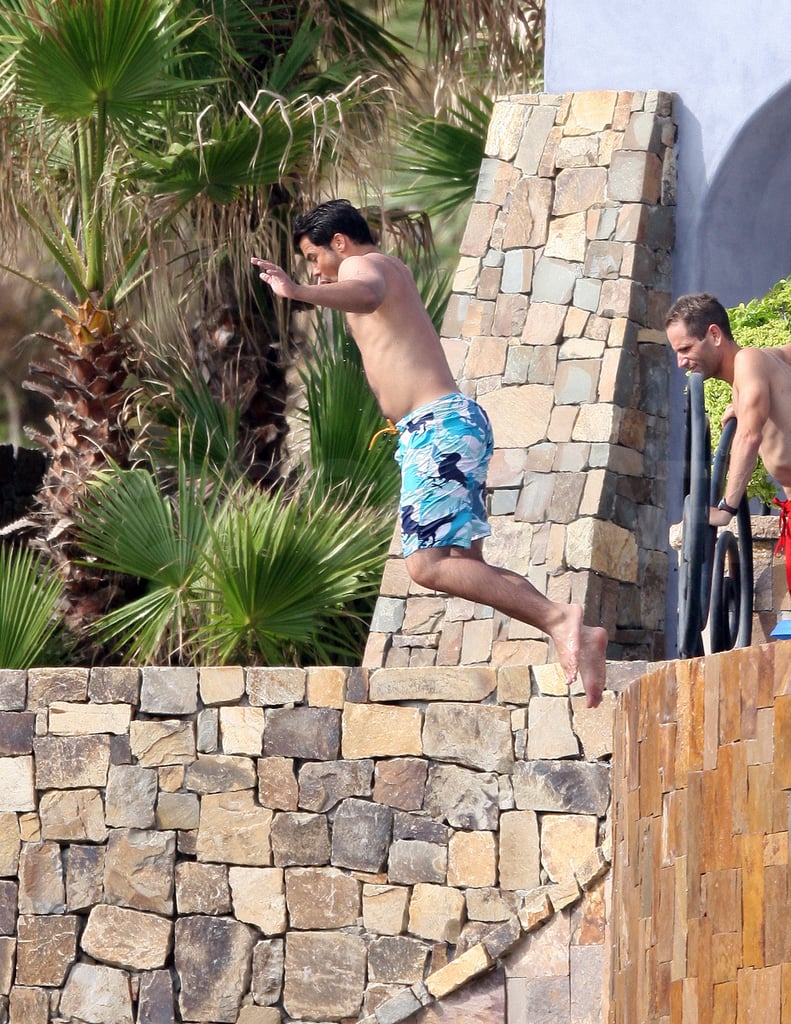 Jessica Alba and Cash Relaxing Poolside in Cabo