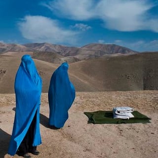 Pregnant War Zone Photographer