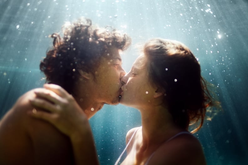 Kiss underwater.