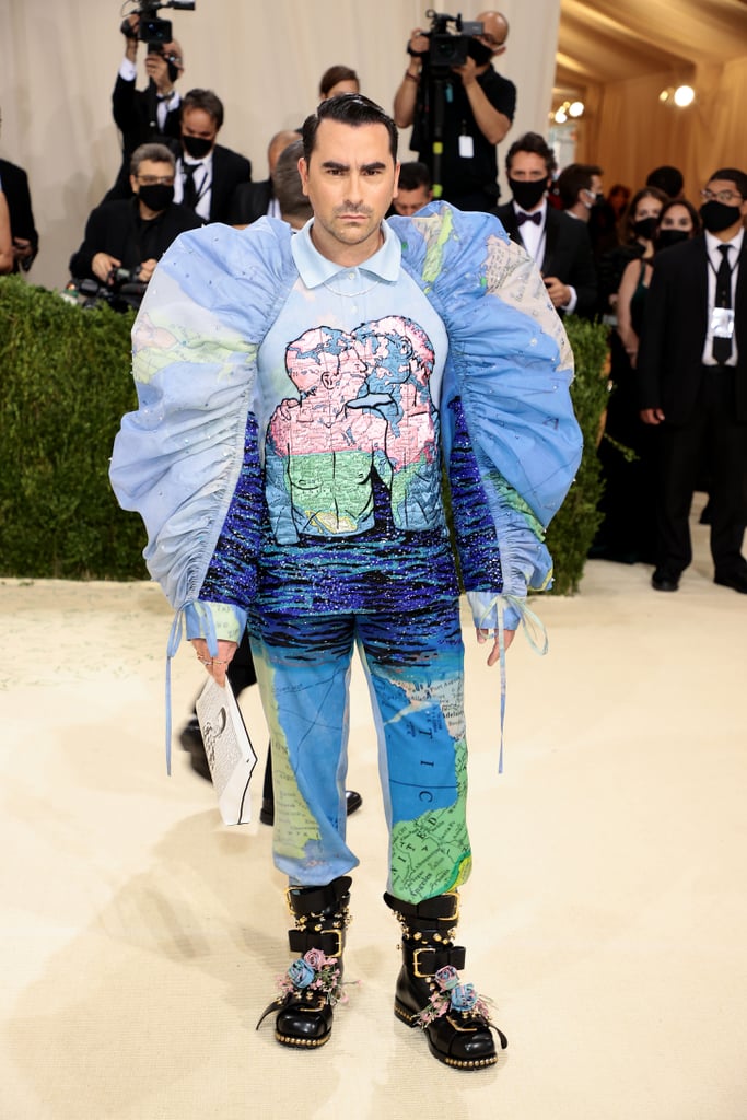 Dan Levy's Loewe Met Gala Look Celebrates Queer Visibility