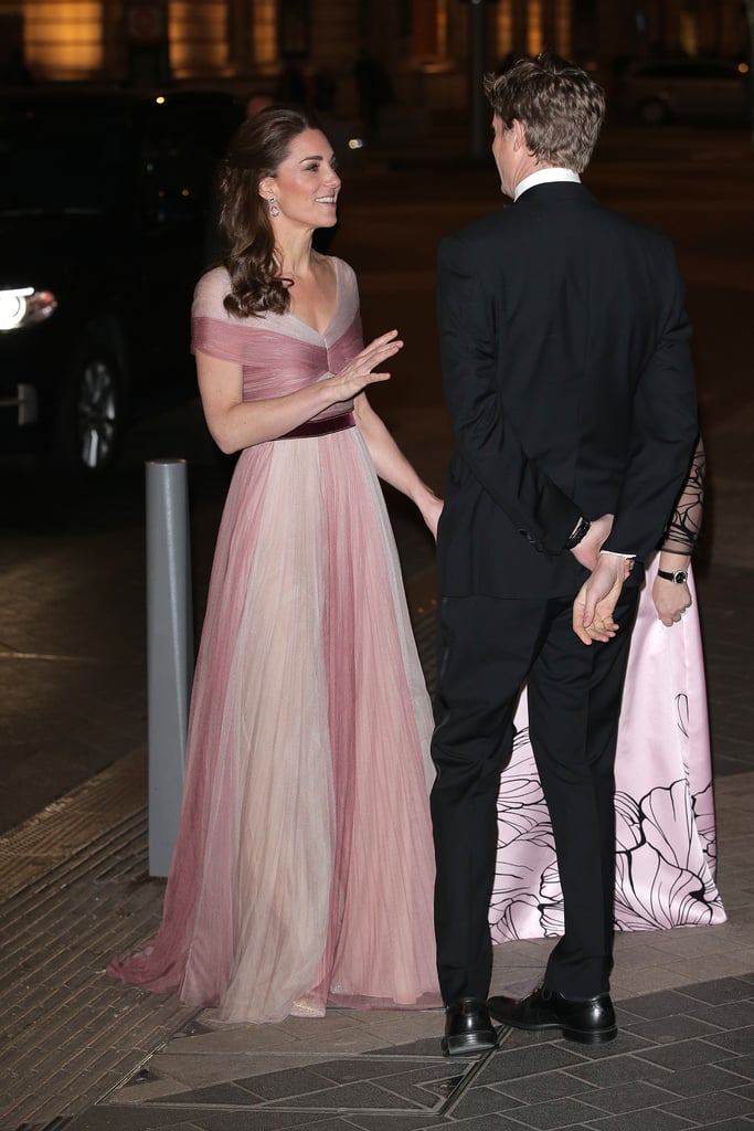 gala dinner outfits for ladies