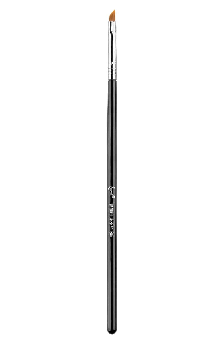 Sigma Beauty E06 Winged Liner Brush