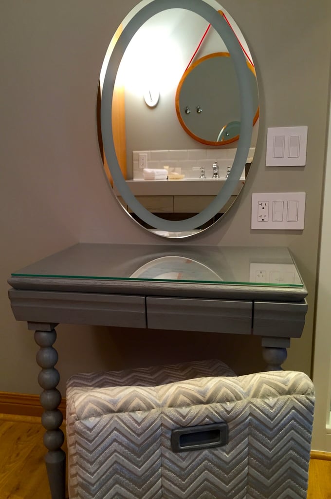 Space-Saving Vanity