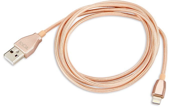 Tumi Lightning to USB Cable ($35)