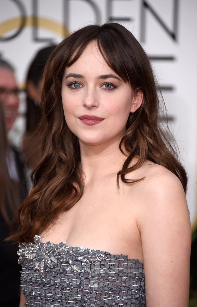 Dakota Johnson Hair and Makeup at Golden Globes 2015 Red Carpet
