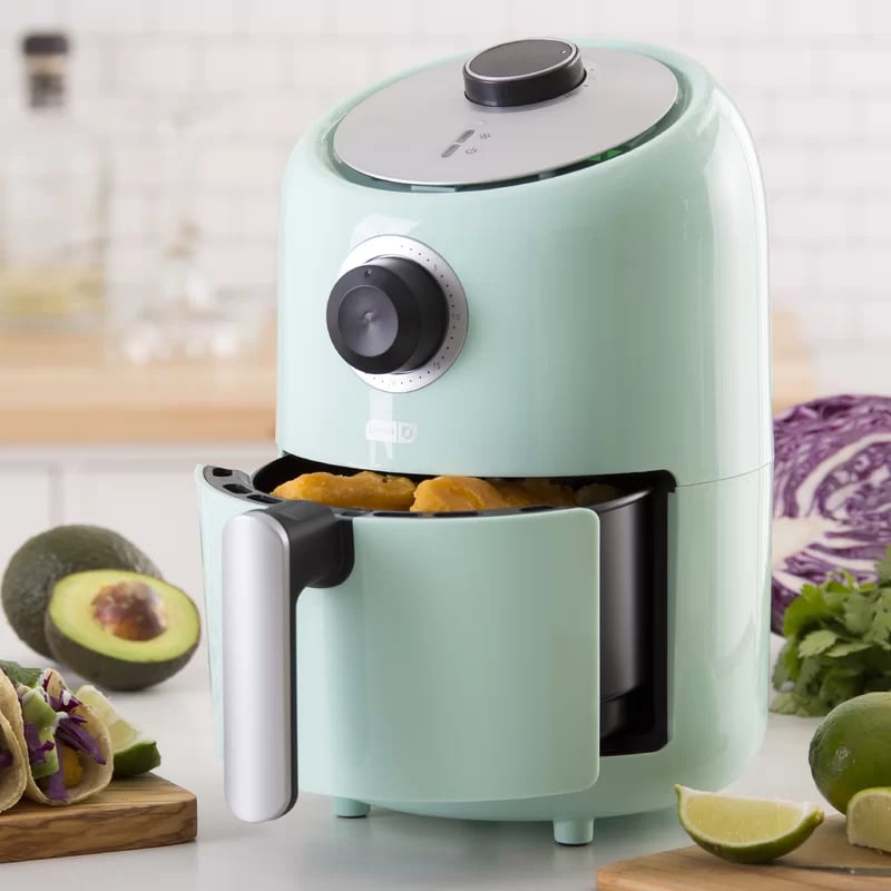 Best Cookware Deal: Dash 2Qt Compact Air Fryer