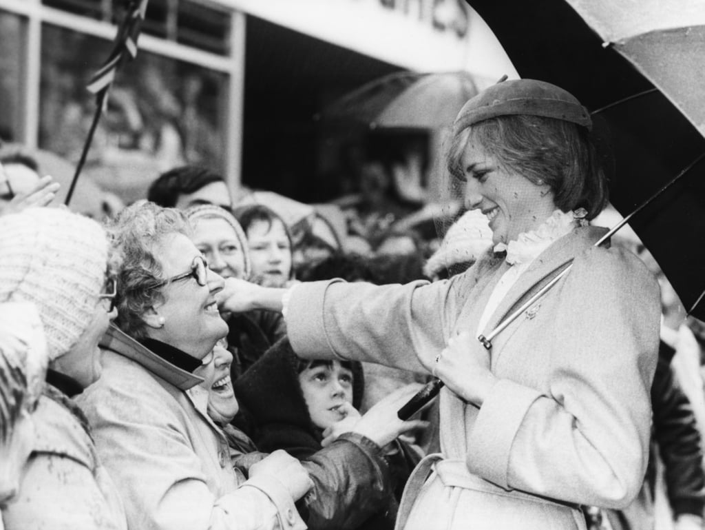 Why Princess Diana Didn't Wear Gloves