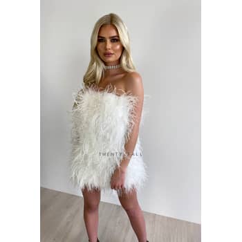 Feathers in Fashion: How to Choose the Perfect Feather Dress Style for You?, by Andyjou