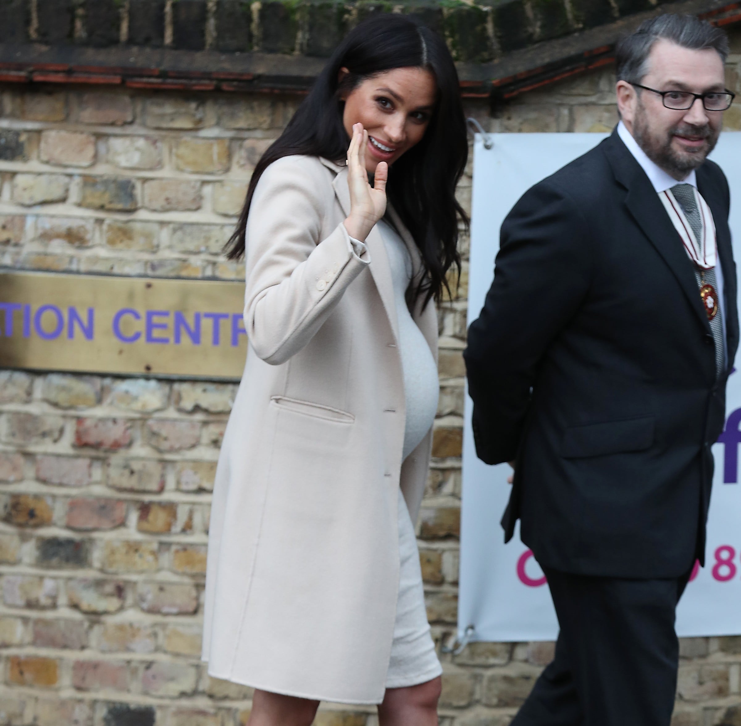 Meghan h&m dress shop
